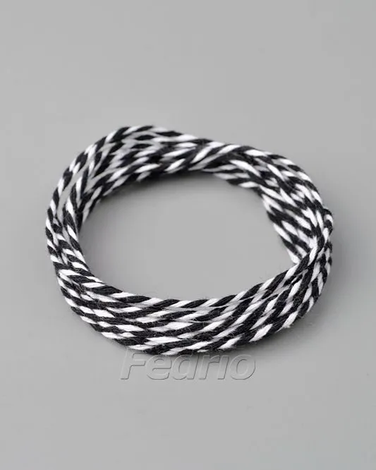 8-hang-tag-string-400.webp