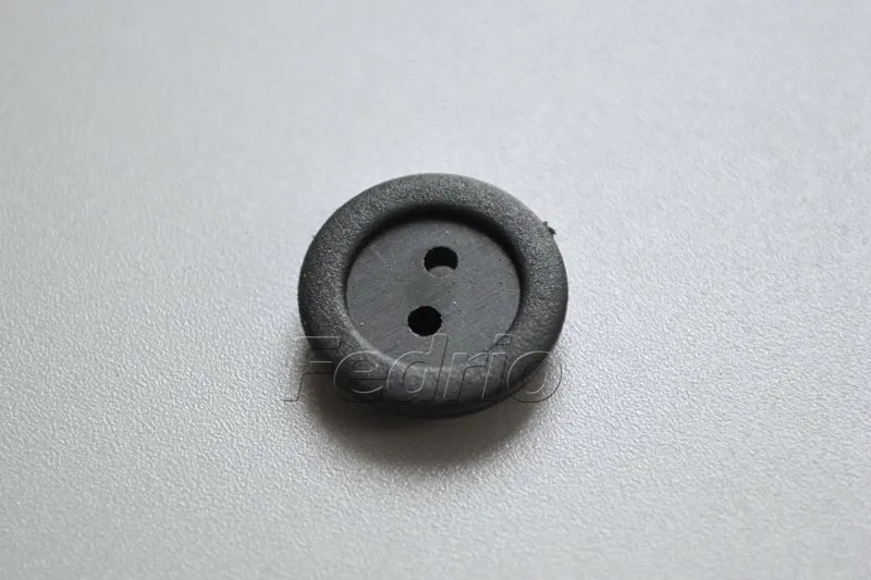 Black 2-Hole Round Rubber Buttons 1000pcs/Pack 009336 (1.4cm)