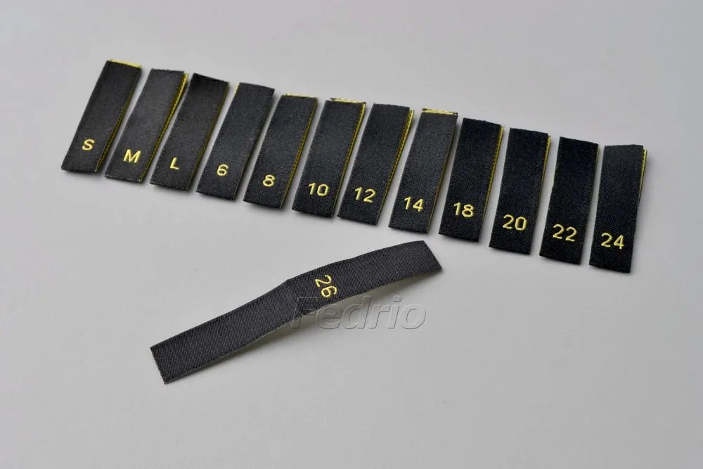 Black Polyester Centre Fold Damask Woven Size Labels 0.8*6cm 100pcs/Pack 004015 (XS)